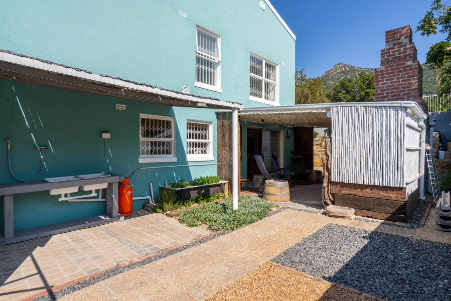 4 Bedroom Property for Sale in Northshore Western Cape